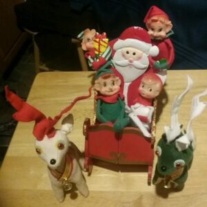 1972 WHITE HORSE & Christmas Reindeer Whisky VINTAGE AD Snow Santa Claus 